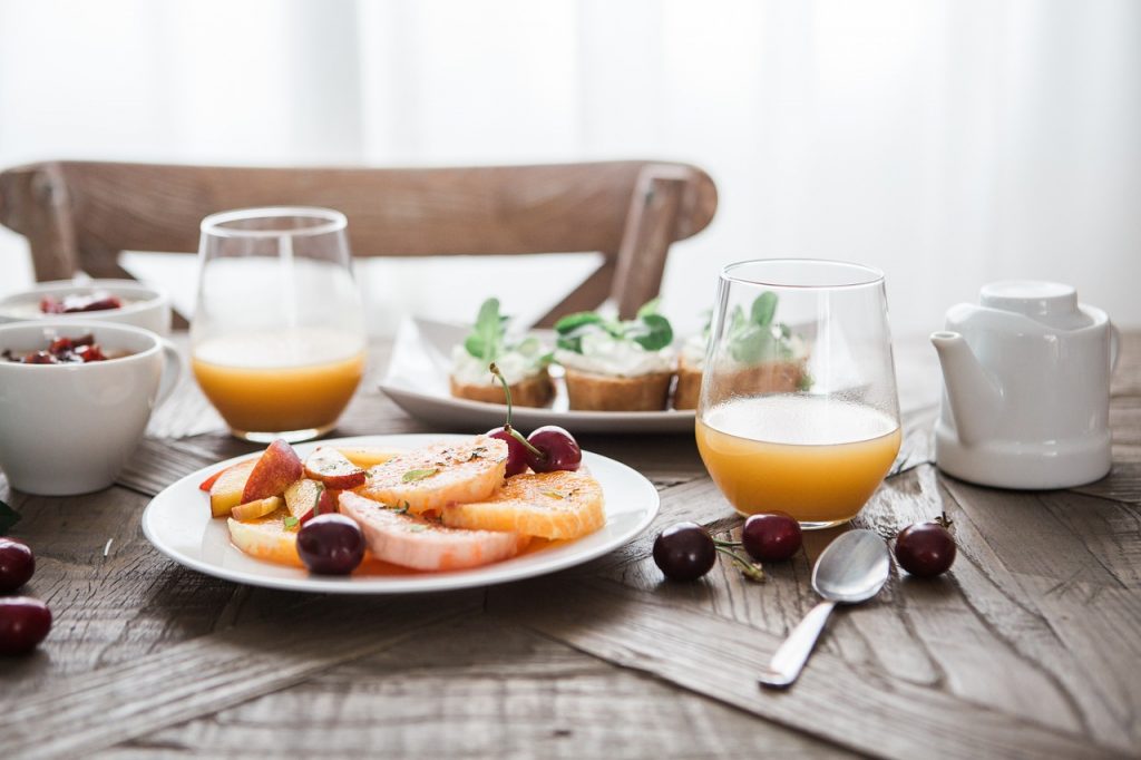Aviemore B&B hotel accommodation, hotels in Aviemore Cairngorms National Park, hotel in Loch Alvie, Hotel in Aviemore, bed and breakfast, Loch Alvie, restaurant Aviemore